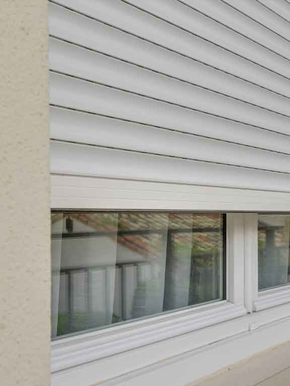 Sortie de caisson de volet roulant à remplacer à Stains (93240)