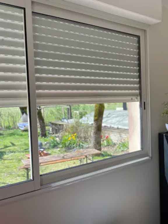 Sortie de caisson de volet roulant à remplacer à Chambourcy (78240)