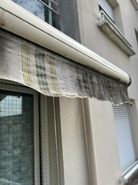 Toile de store banne à remplacer à Epinay-sur-Seine